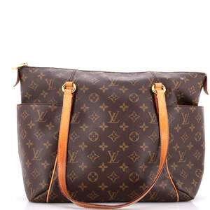 Louis Vuitton GM Totally Handbag Monogram Canvas